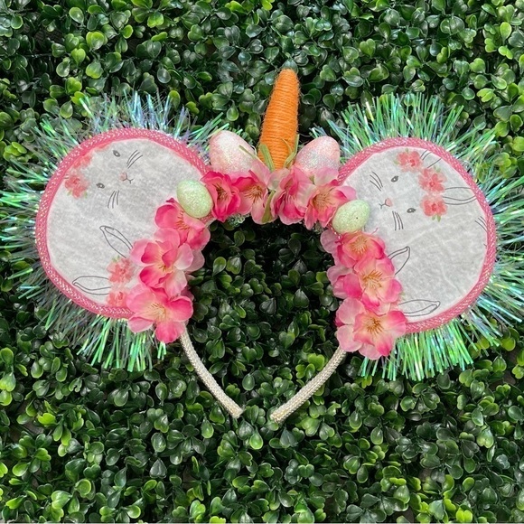 CUSTOM Easter Minnie Ears - Picture 2 of 3